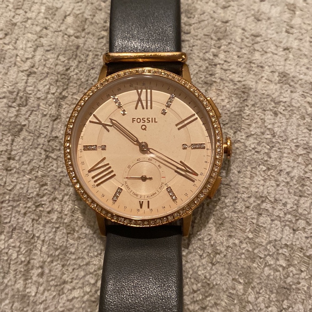 Brown Fossil Smart Watch - just needs a battery